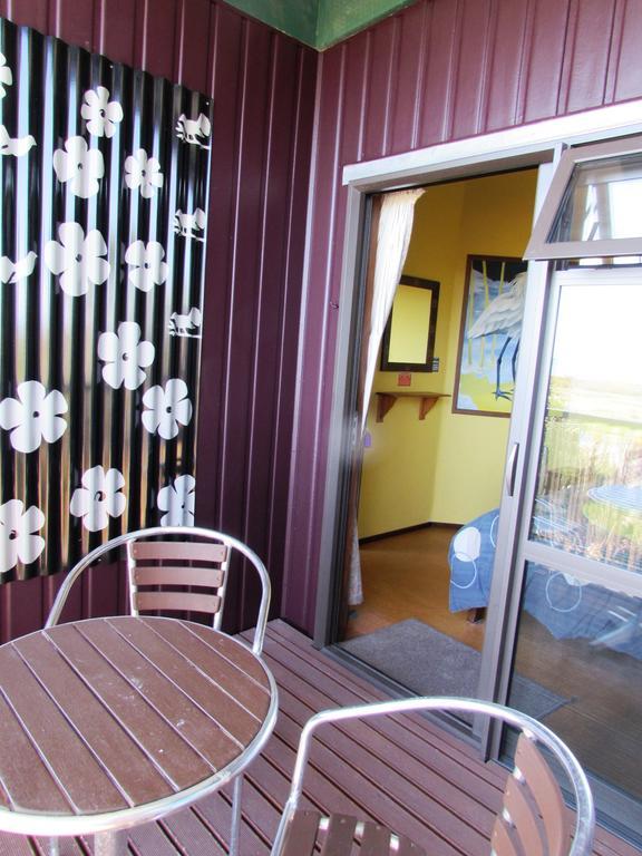 Birdsong Accommodation Хокитика Екстериор снимка