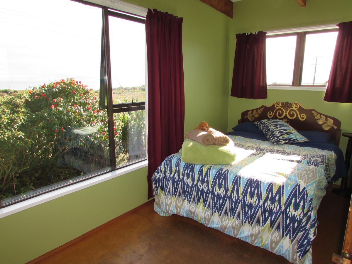 Birdsong Accommodation Хокитика Екстериор снимка