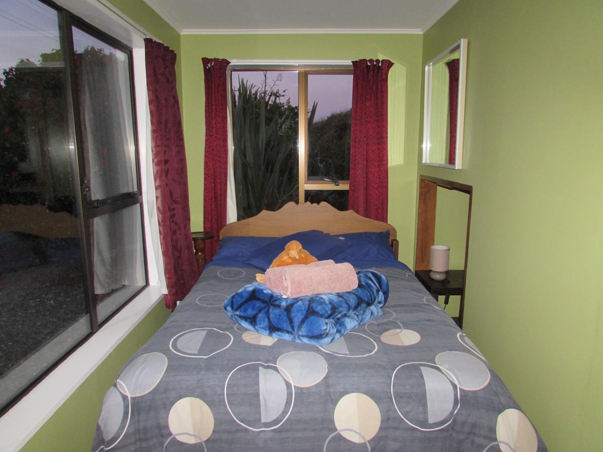 Birdsong Accommodation Хокитика Екстериор снимка